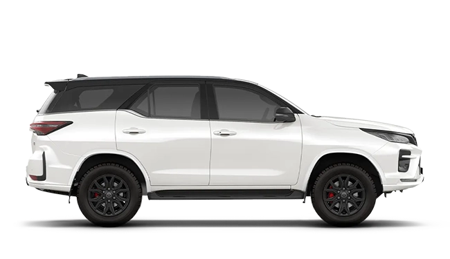 Toyota Motor Corporation Fortuner 4X2 MT 2.8 Diesel Platinum White Pearl