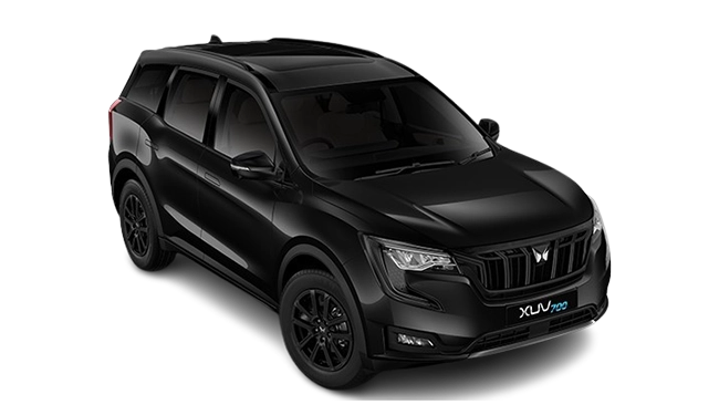 Mahindra XUV 700 AX7 Luxury Pack Petrol AT 6 STR Dual Tone
